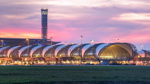 Hostel Bangkok Airport Comfort By MaTong " Near Suvarnabhumi Airport BKK "