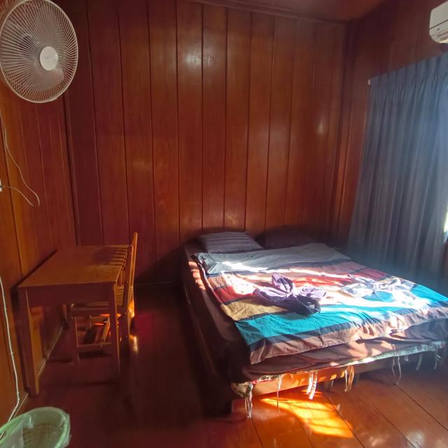 Sunny house hostel