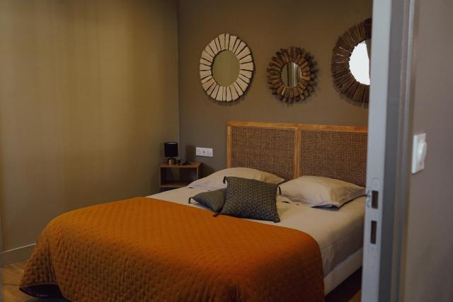 Les Suites Gueguen