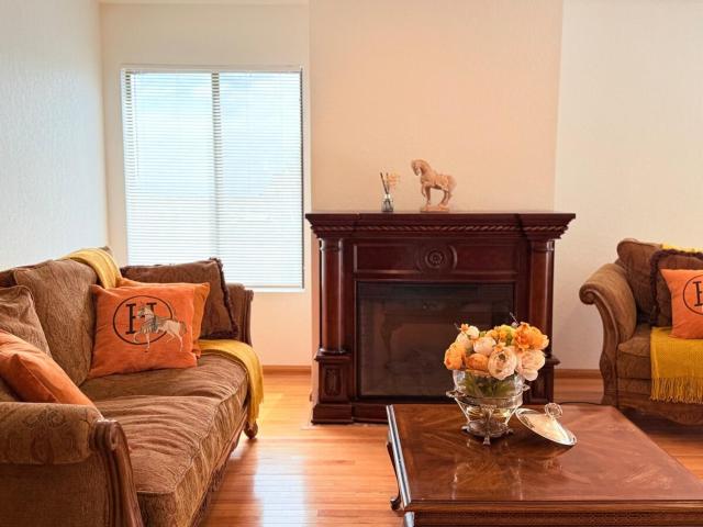 6BR5BA Hot Tub Steps to Beach Parking Pet Friendly