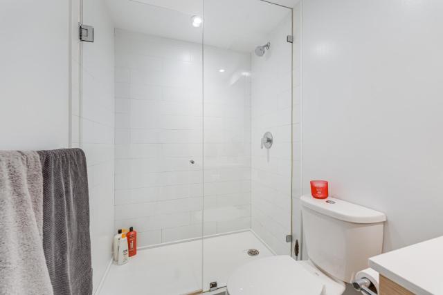 Luxury 2-Bedroom Townhouse with Private Terrace