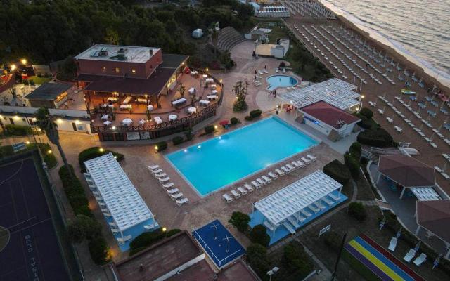 Fruit Village Crotone Casarossa