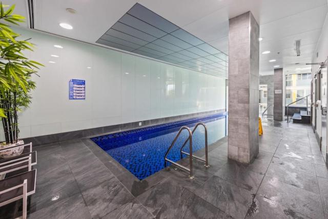 Resort-Style 1BR Apt in Adelaide CBD with Pool and Spa