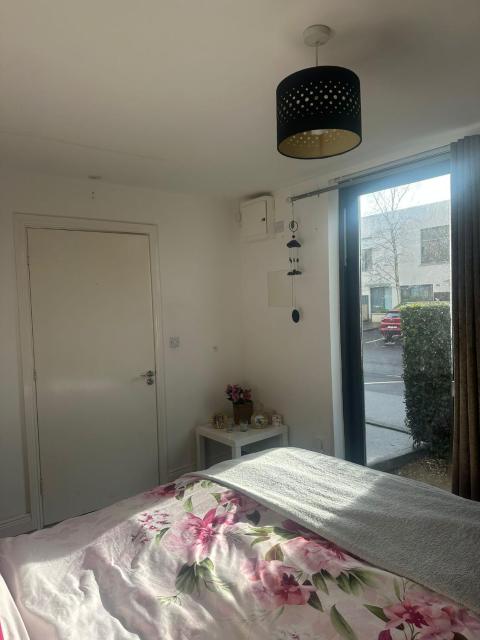 Cozy Room , prime location