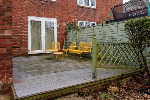 Big 4 Bed House Newcastle, Perfect for Groups
