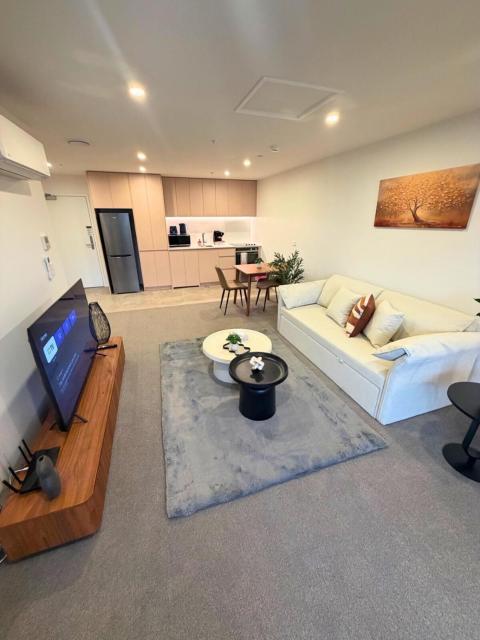 Brand-New 1BR Apartment Near Upcoming Te Kaha