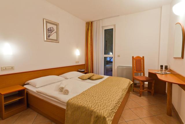 Villa Lovorka - Hotel Resort Dražica