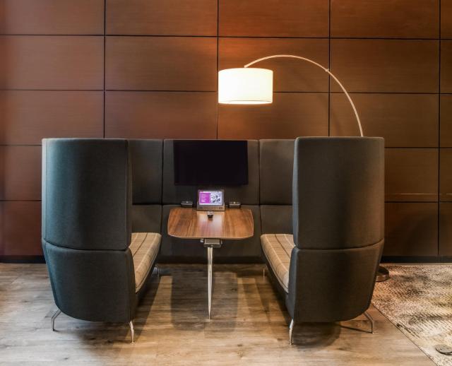 Crowne Plaza Milwaukee Airport by IHG