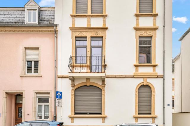 Studio 7 - Central near Place de Paris