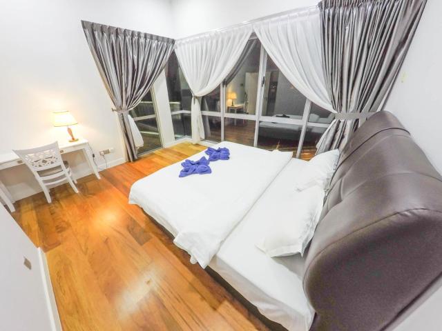Luxury Condominium at Loft Imago
