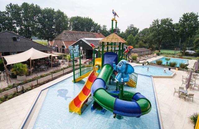 Tiny Cottage 5 stars Camping Nature Pool Family Dog