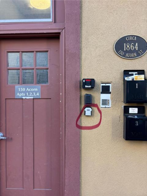 Entire Charming 3B1B in Federal Hill free parking