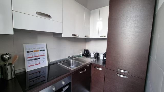Appartamento-Milano a 150 m da METRO MM1 - SSG