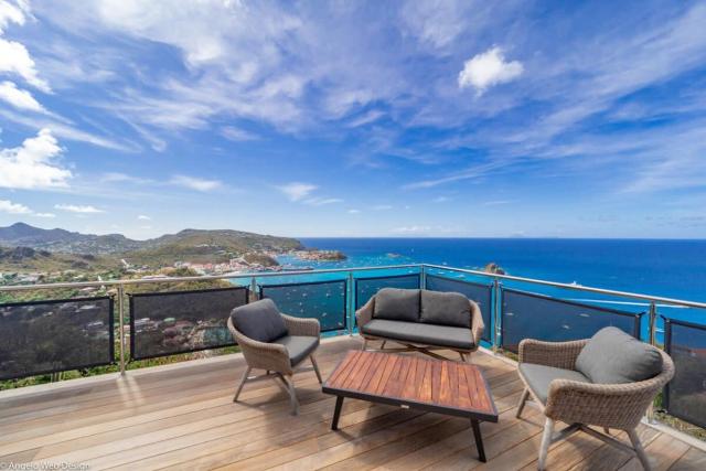 Amazing 2 Br Vacation Villa with Sea View