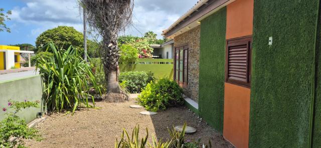 Studios & House with beautiful beach park view