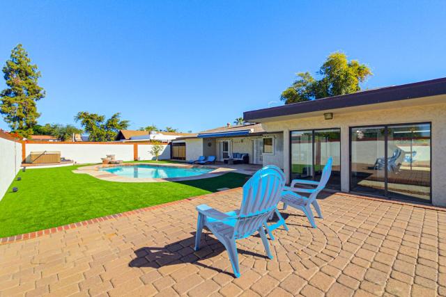 Pool & Personal Bar! 4 Mi to Downtown Mesa Home