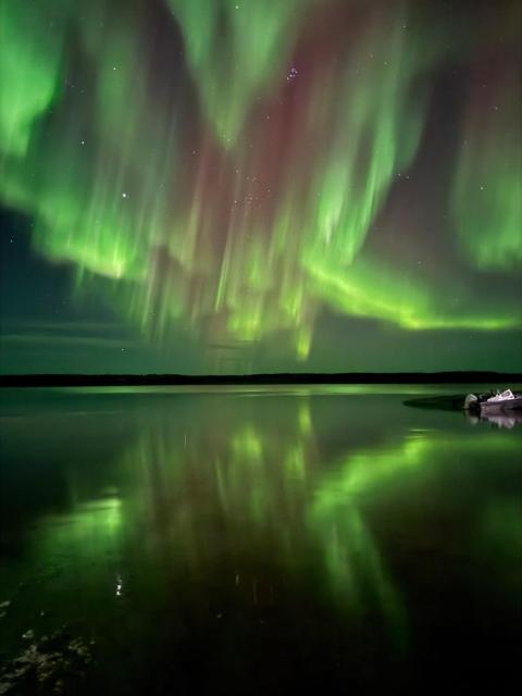 Aurora views from 2 br apartment by lake