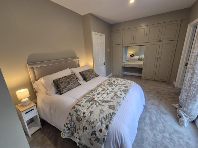 Luxurious mews in central location