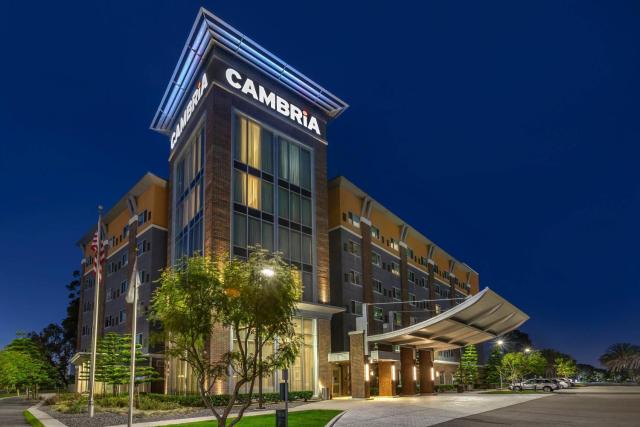 Cambria Hotel LAX