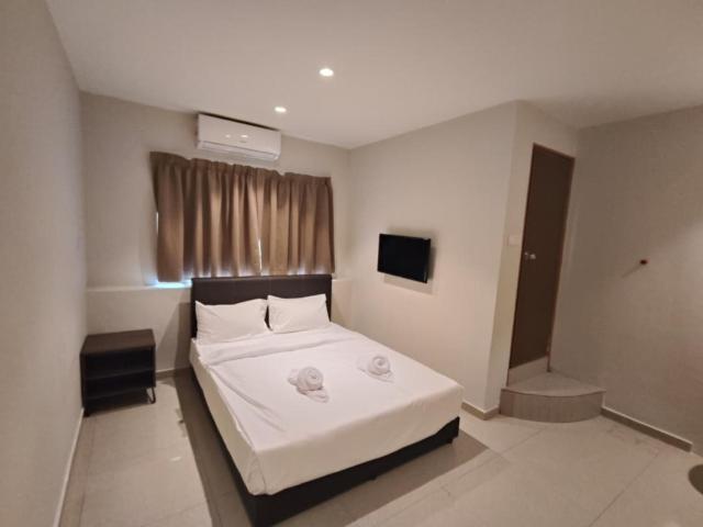Swing & Pillows - Bukit Tinggi, Klang