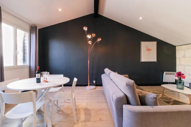 Notre Dame Apartment
