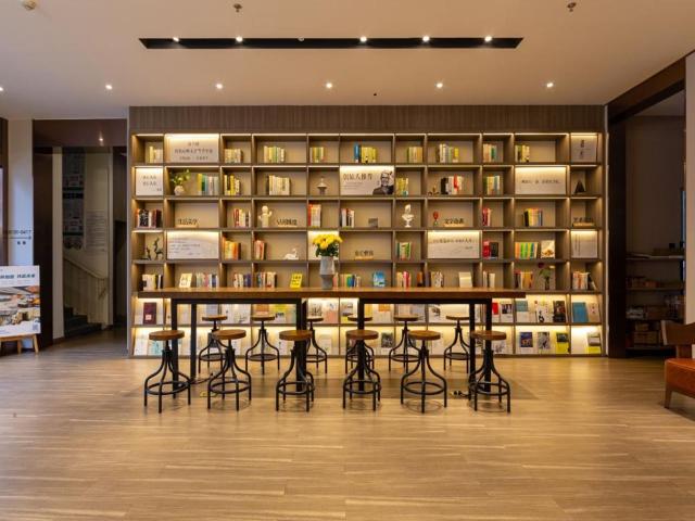 创逸酒店昆明翠湖公园同德广场店