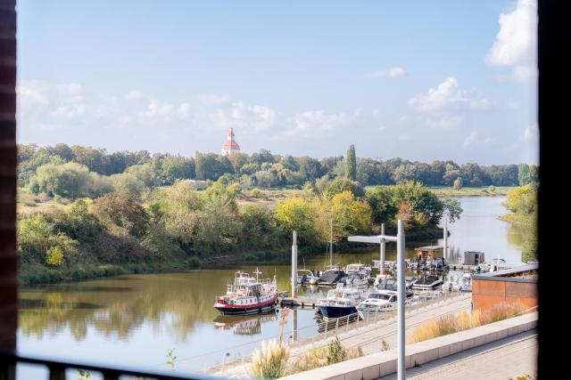 Promenadenquartier mit Elbblick, Küche und Parken