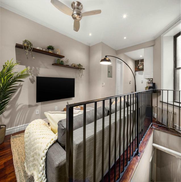 Sophisticated Stay in Vibrant Manhattan