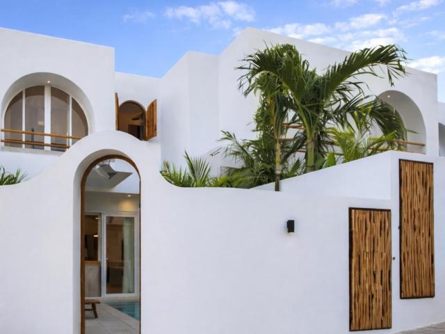 Villa Las Casas 8, 1 bedr private pool Bingin, brand new, central location beach and centre