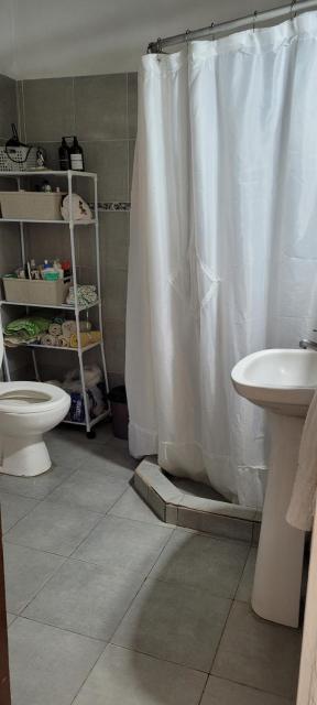 Ángeles Hostel a tan sólo 10 minutos del aeropuerto Ezeiza
