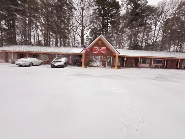 Riverside inn motel