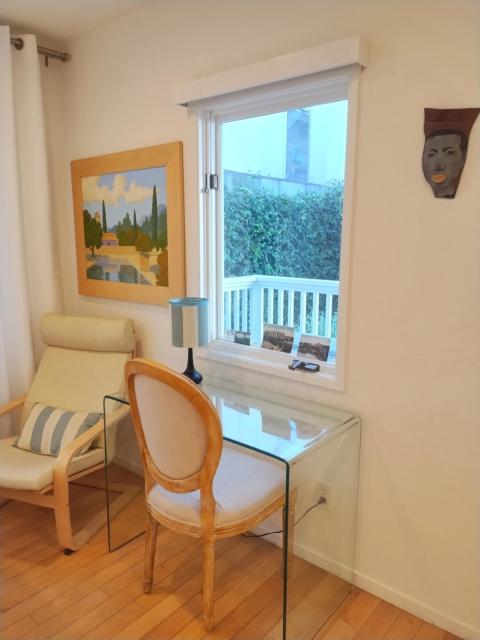 Venice Canals & Beach Guest House