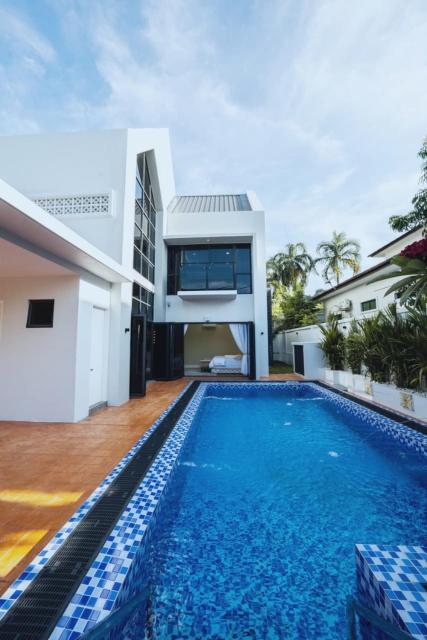 Villa Ayer Keroh Swimming Pool by DefineSuite