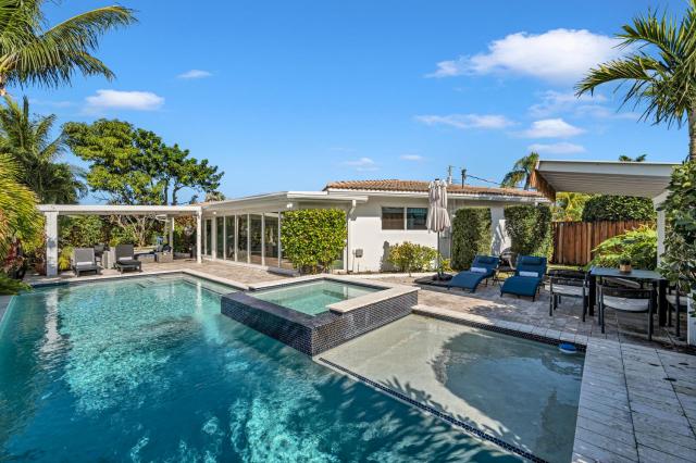 Waterfront Pool Home Near Beach Sleeps 10