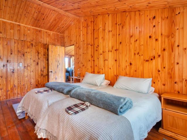 Bloukrans Off-Grid Cabin