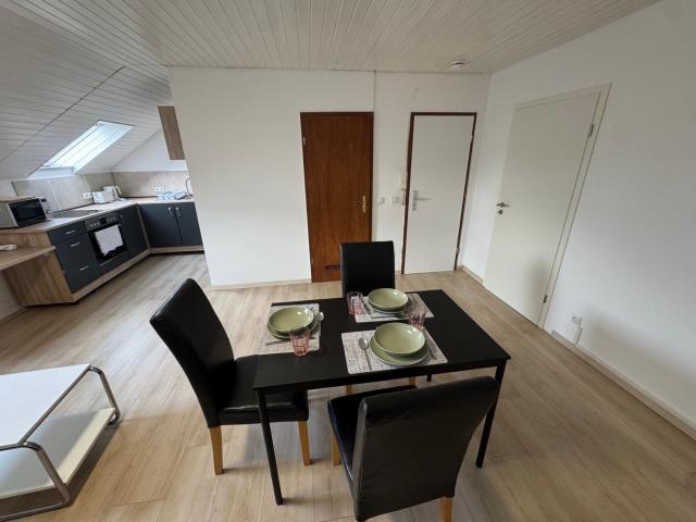 Charmante DG Wohnung in MG Waldhausen