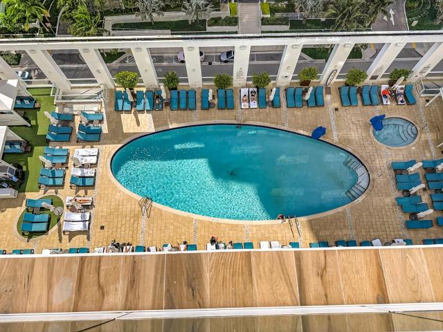 Luxury Ocean View Condo in Fort Lauderdale Beach