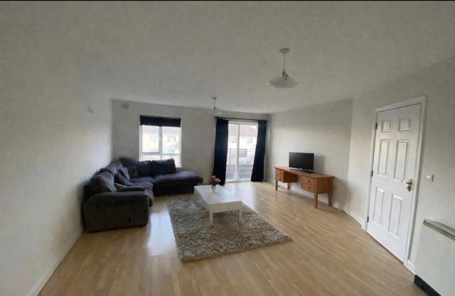 Large 3 bed Duplex Apartment - Rhebogue Limerick
