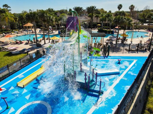 Apartment Wasserpark Fantastischer Pool Nur wenige Minuten von Disney Parks entfernt by Interhome