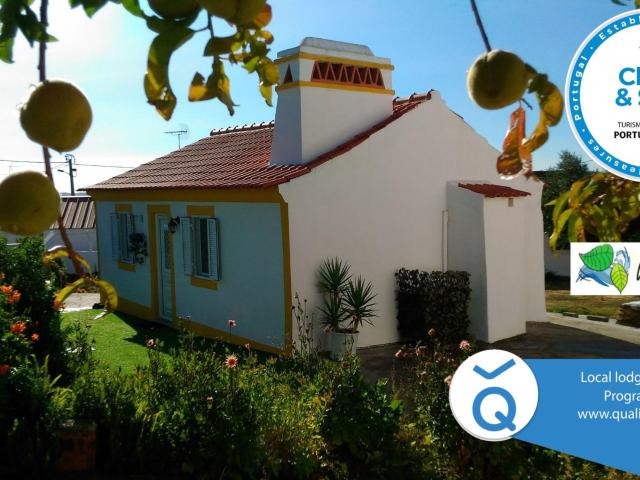 Holiday Home Visitar Bioucas II Traditionelles Einfamilienhaus by Interhome