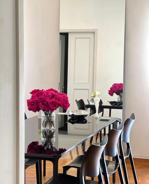 Central Athenian Maison, with Acropolis Views