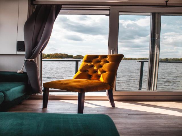 schwimmendes Ferienhaus in Berlin