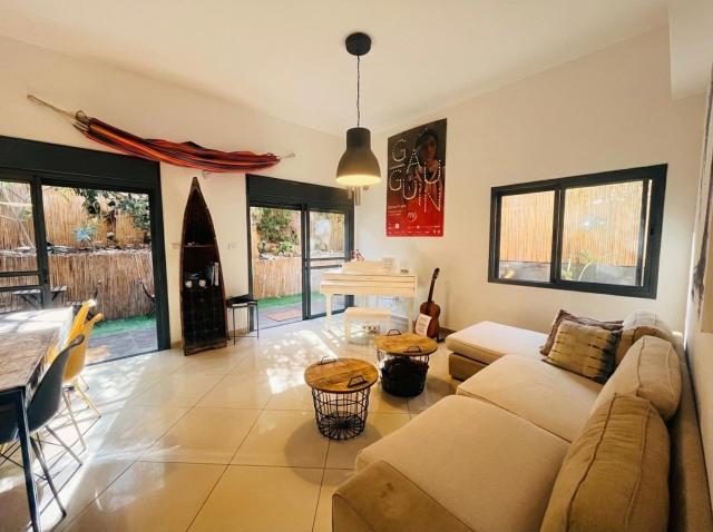 3BR Garden & Cinema Near Beach By SweetyGuest