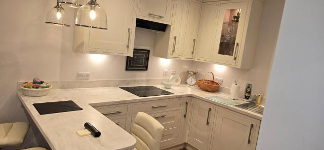 RentUnique Luxurious 1 Bd Bungalow