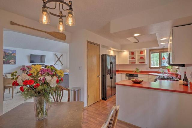 Sun Mountain Chalet