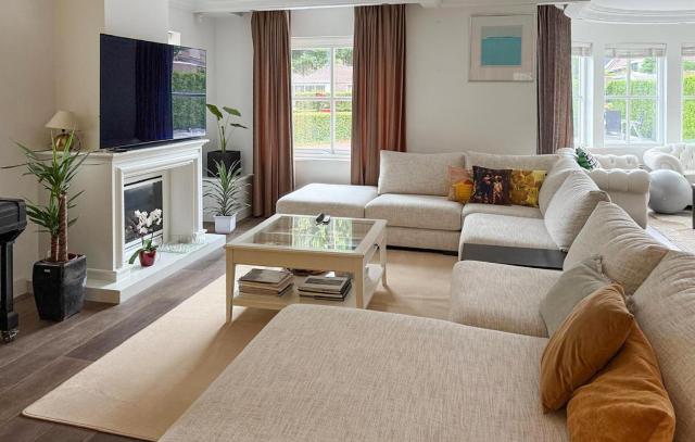 Cozy Home In Den Haag With Wifi