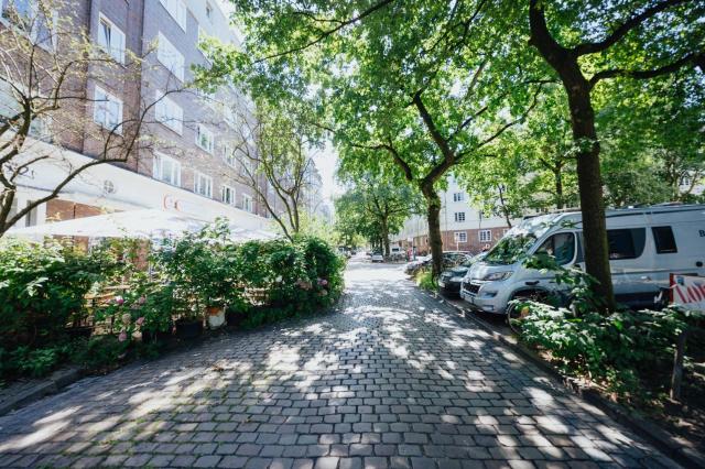 Stylish 2 room app in trendy district of Hamburg