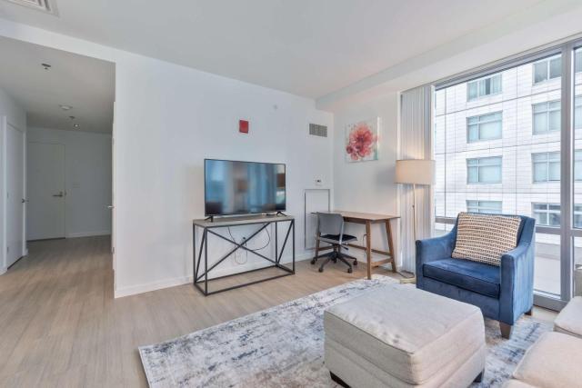 Luxury Apt Near Kendall Square
