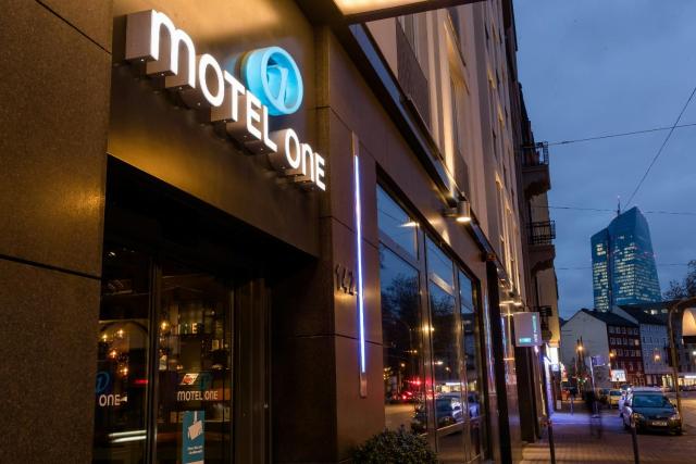 Motel One Frankfurt-East Side