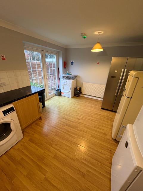 Cosy room 2 T Gatwick
